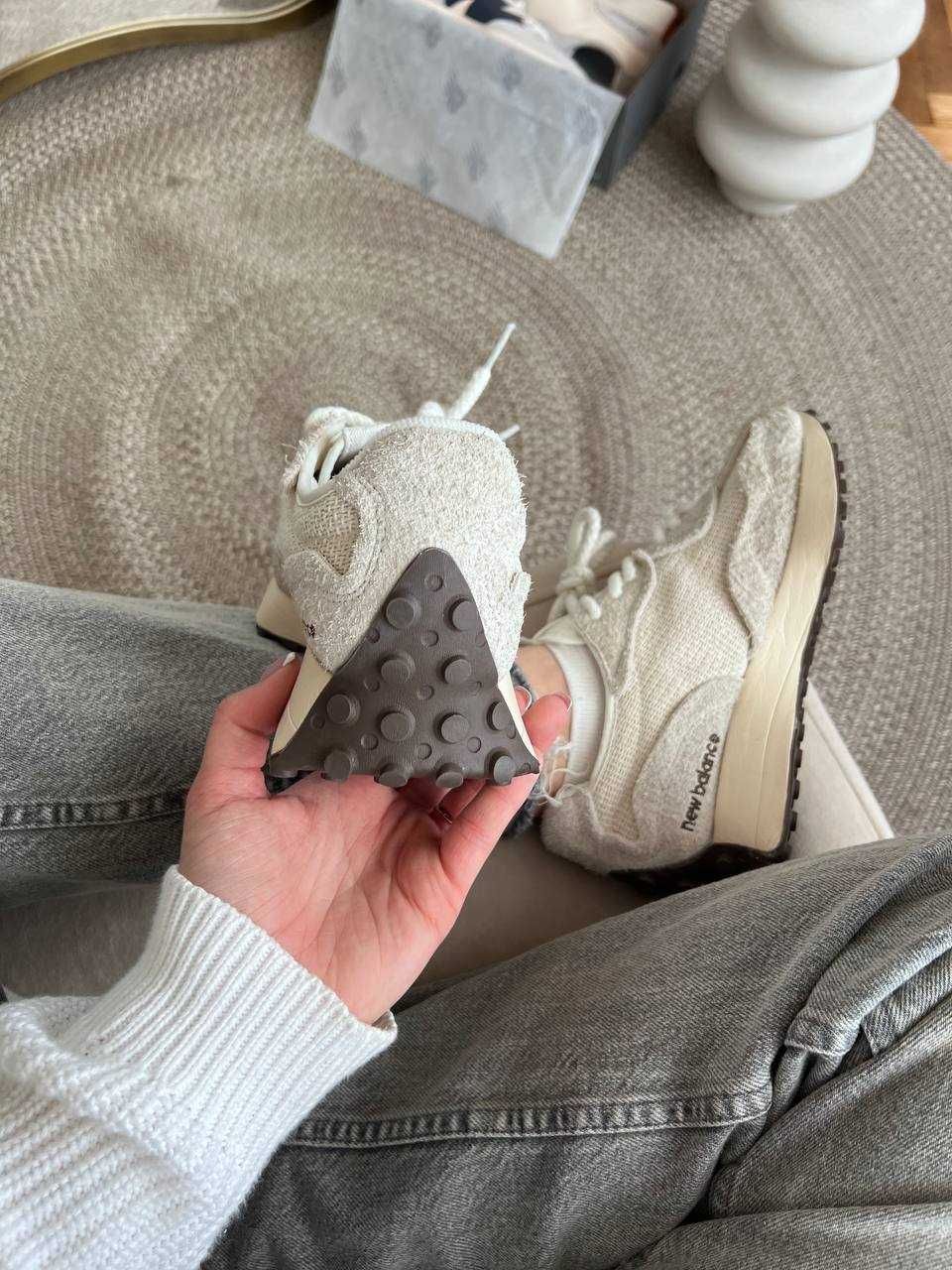 Жіночі кросівки New Balance 327 бежеві (36 37 38 39 40) Нью Баланс