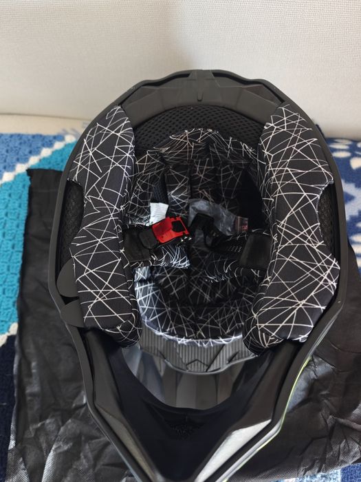 Шлем кроссовый airoh twist bws slider dio jog aerox