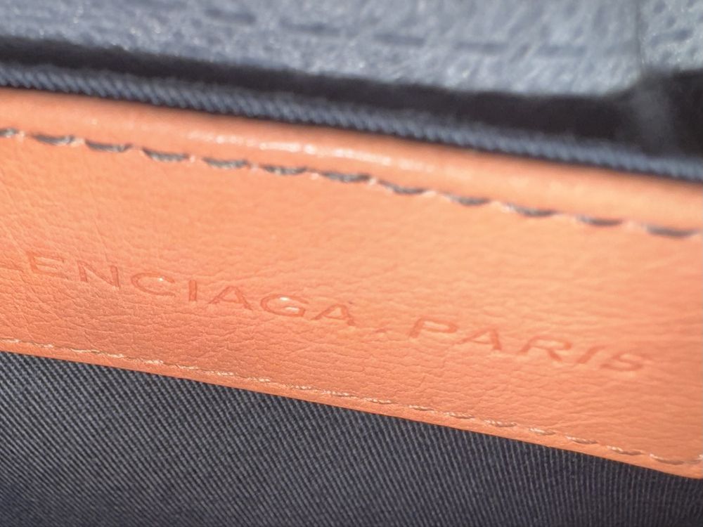 Torebka Balenciaga- Agneau Stingray