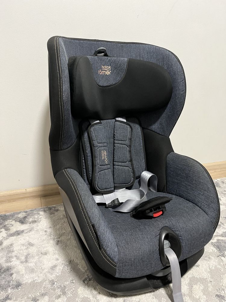 Дитяче Автокрісло Britax-Romer TriFix2 i-Size Blue Marble