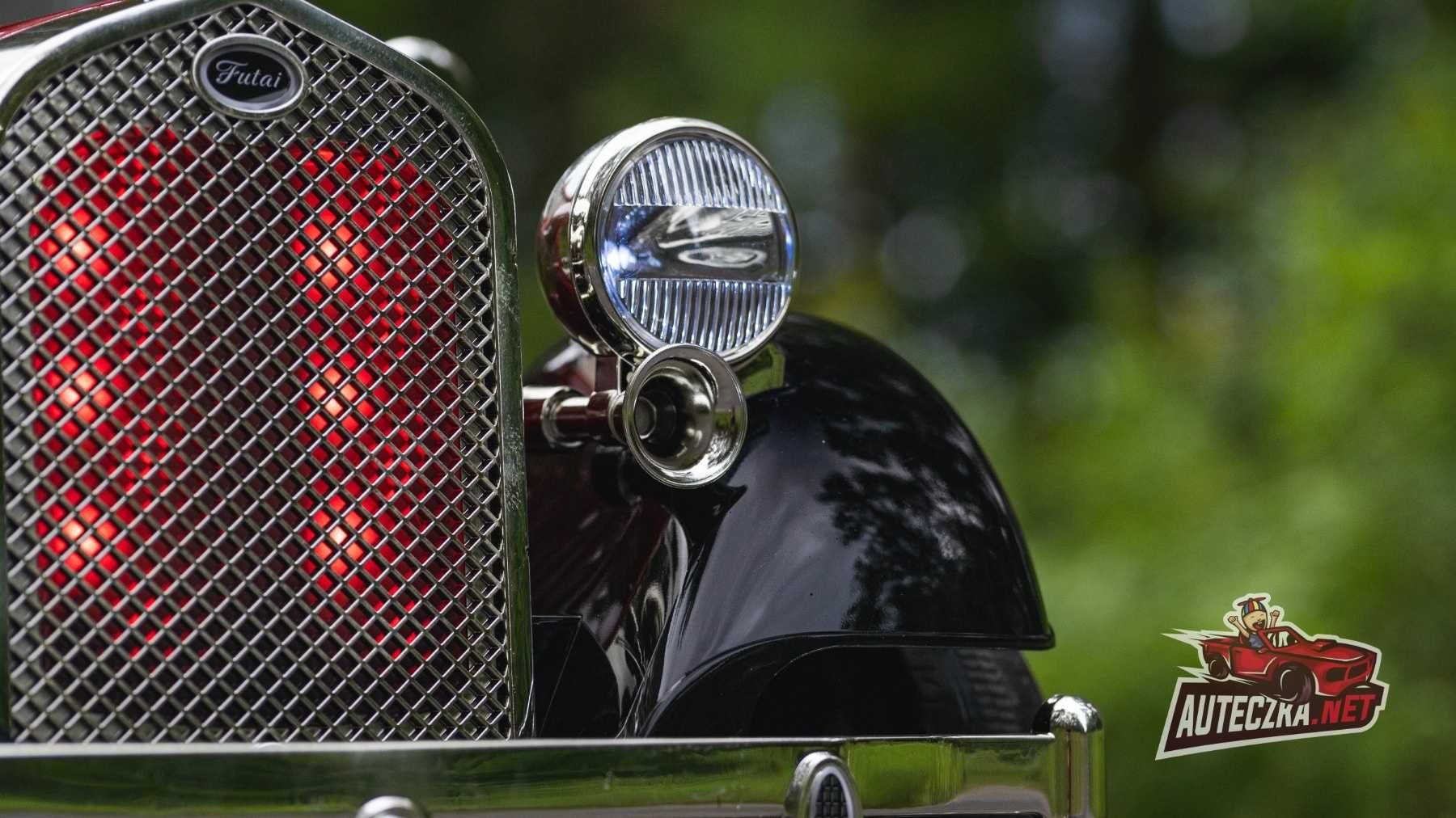 Auto RETRO ROLLS 4x4 czerwony lakierowany + PILOT BAGAŻNIK SKÓRA