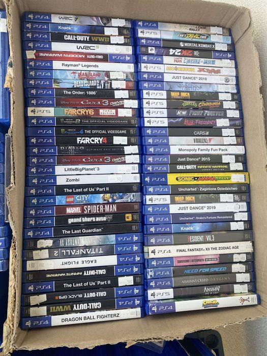 Gry PS4 PS5 Sony Play Station Sprzedaż gier pudełkowe games Zestaw