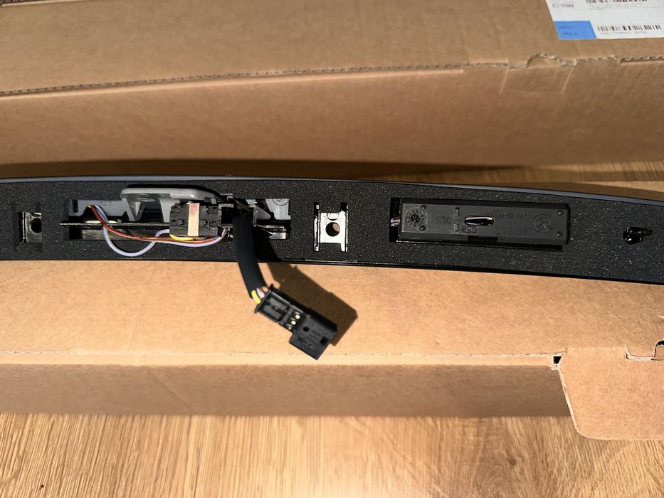 Listwa klapy bagażnika Mini Cooper R50, R52, R53 nowa, OE