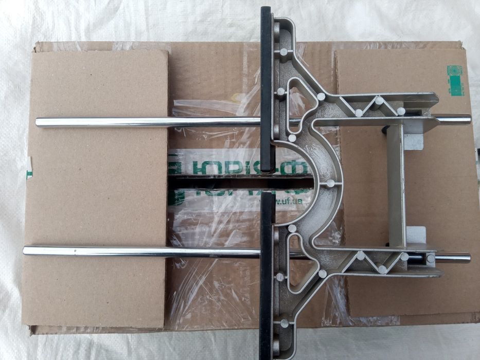 Паралельний упор для фрезера