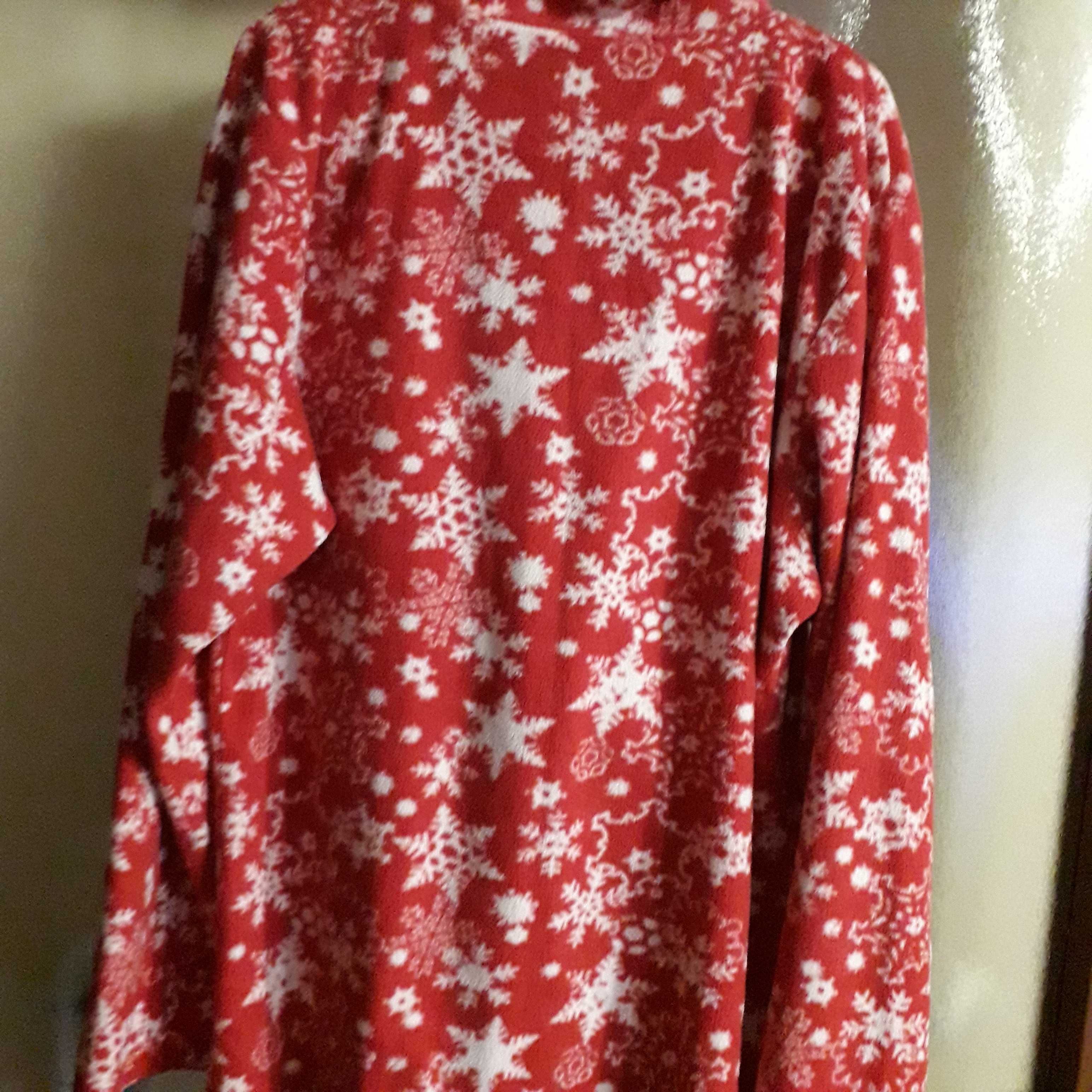 Bluzka czerwona od piżamy rozmiar 134