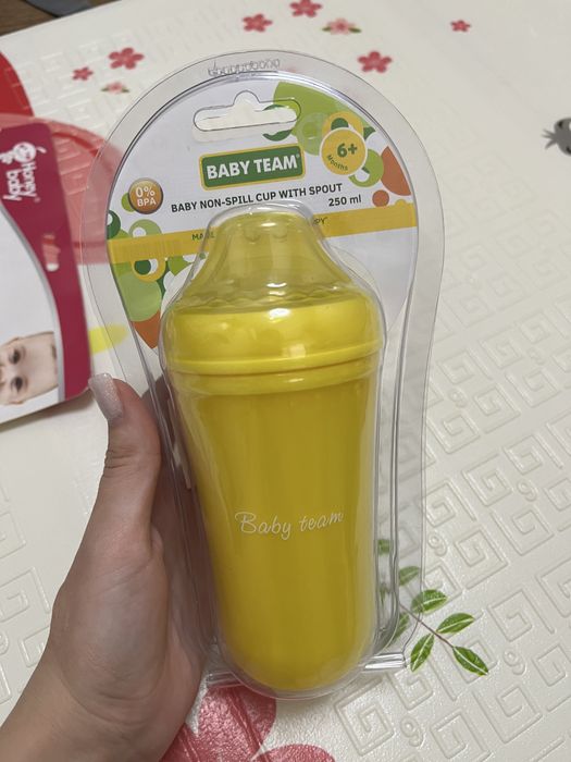 Лот дитячий набір посуду поїльник непроливайка ніблер ложка йоршик