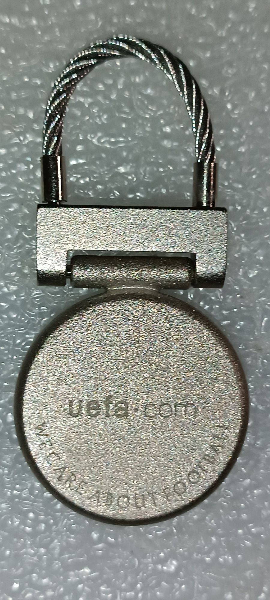 Antigo e Original porta chaves da UEFA