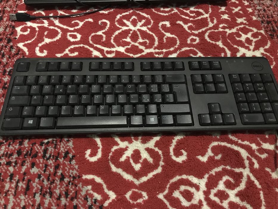 Продам клавиатуры DELL