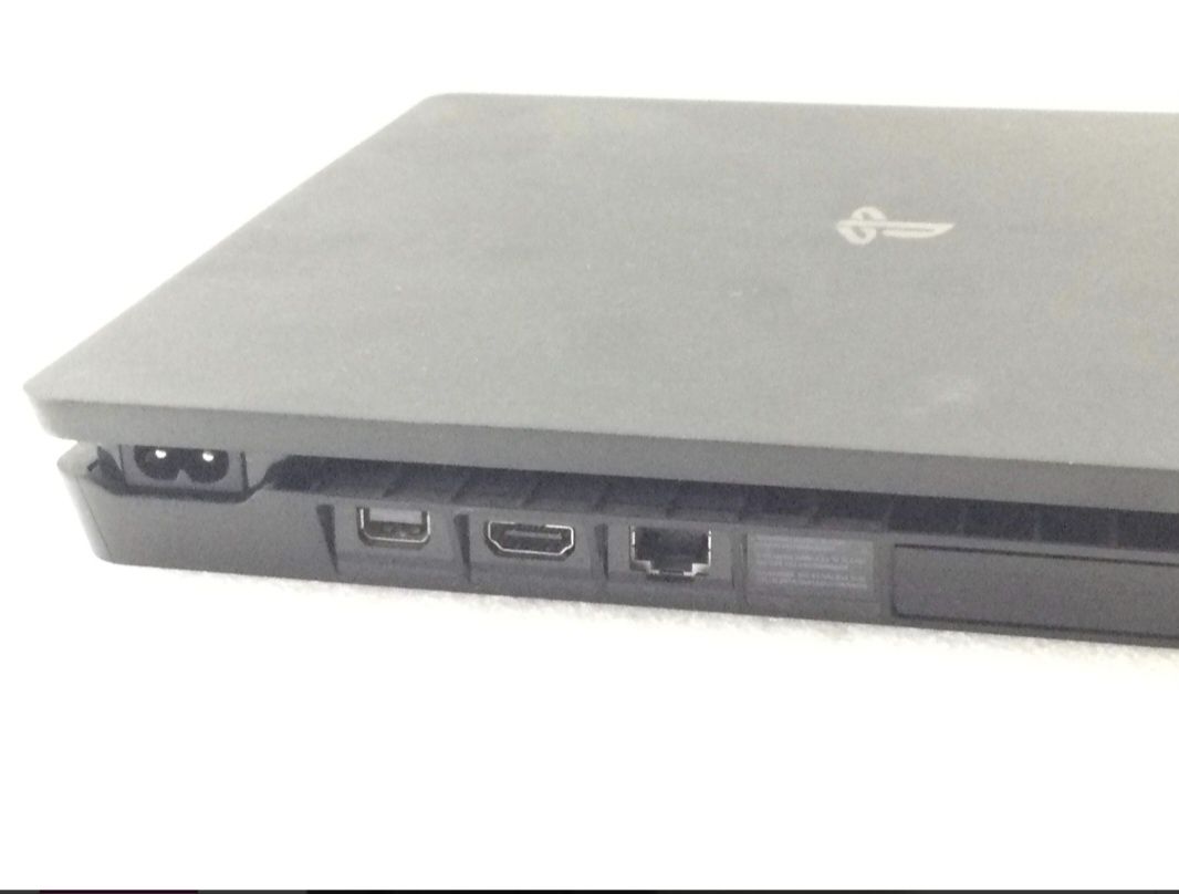 Ps4 slim 1tb + comando