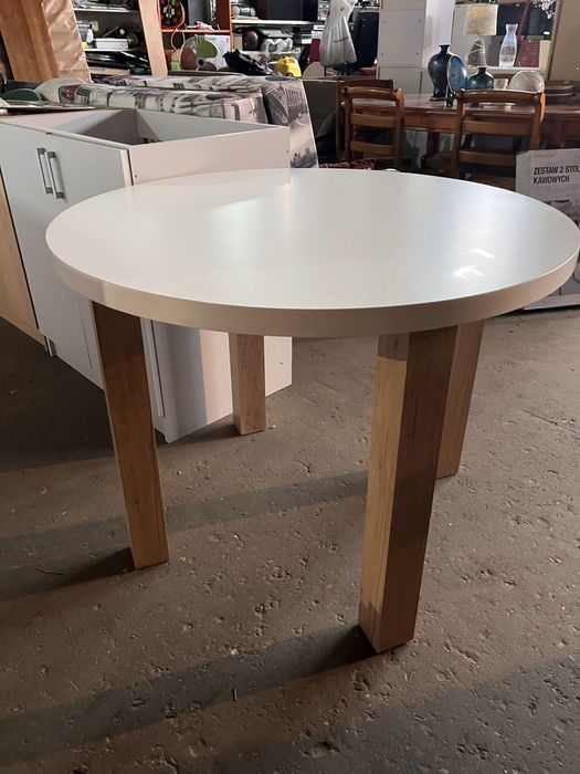 Stolik Biały Solidny Okazja ! Stół nierozkładany