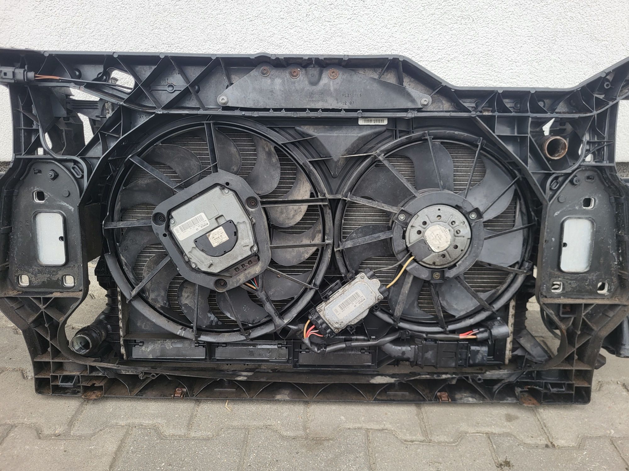 audi a4 b8 a5 8t pas z chłodnicami 4.2