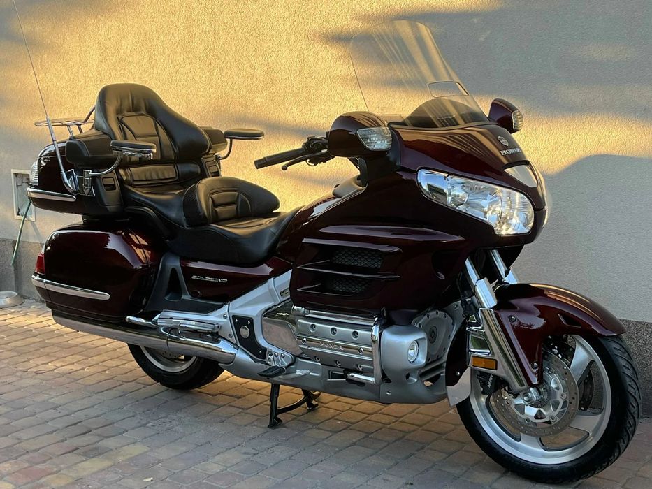 Honda GL GL1800 GoldWing, 2006 polift super stan 100% oryginał