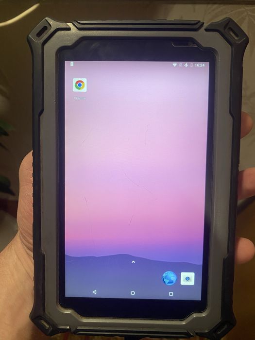 Планшет протиударний водозахищений HUGEROCK T71