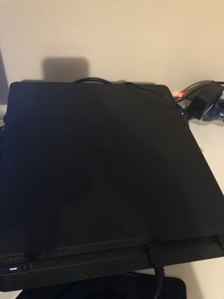 Ps4 1tb nova sem qualquer dano