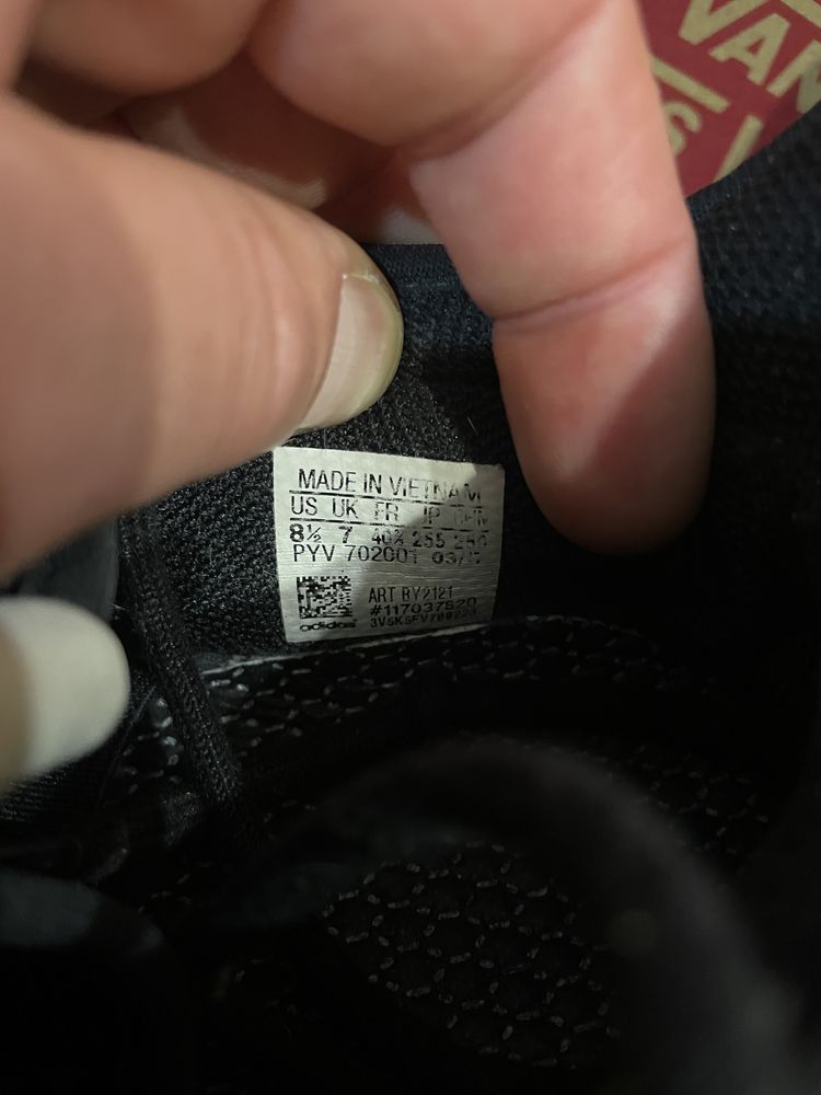Оригінальні кросівки adidas Turbular Shadow 40(25,5см)