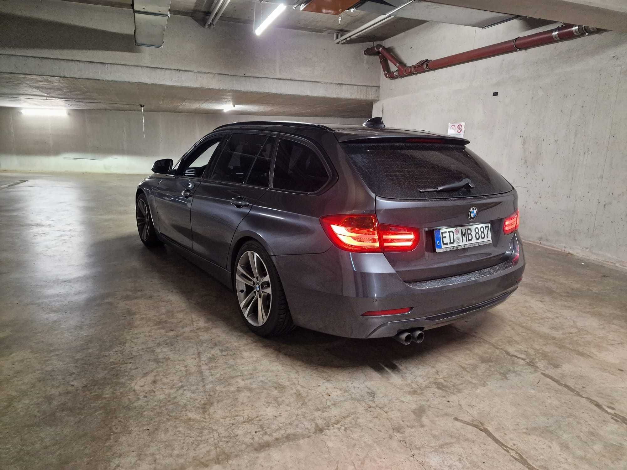 BMW 328i Touring Sport Line Bi-Xenon