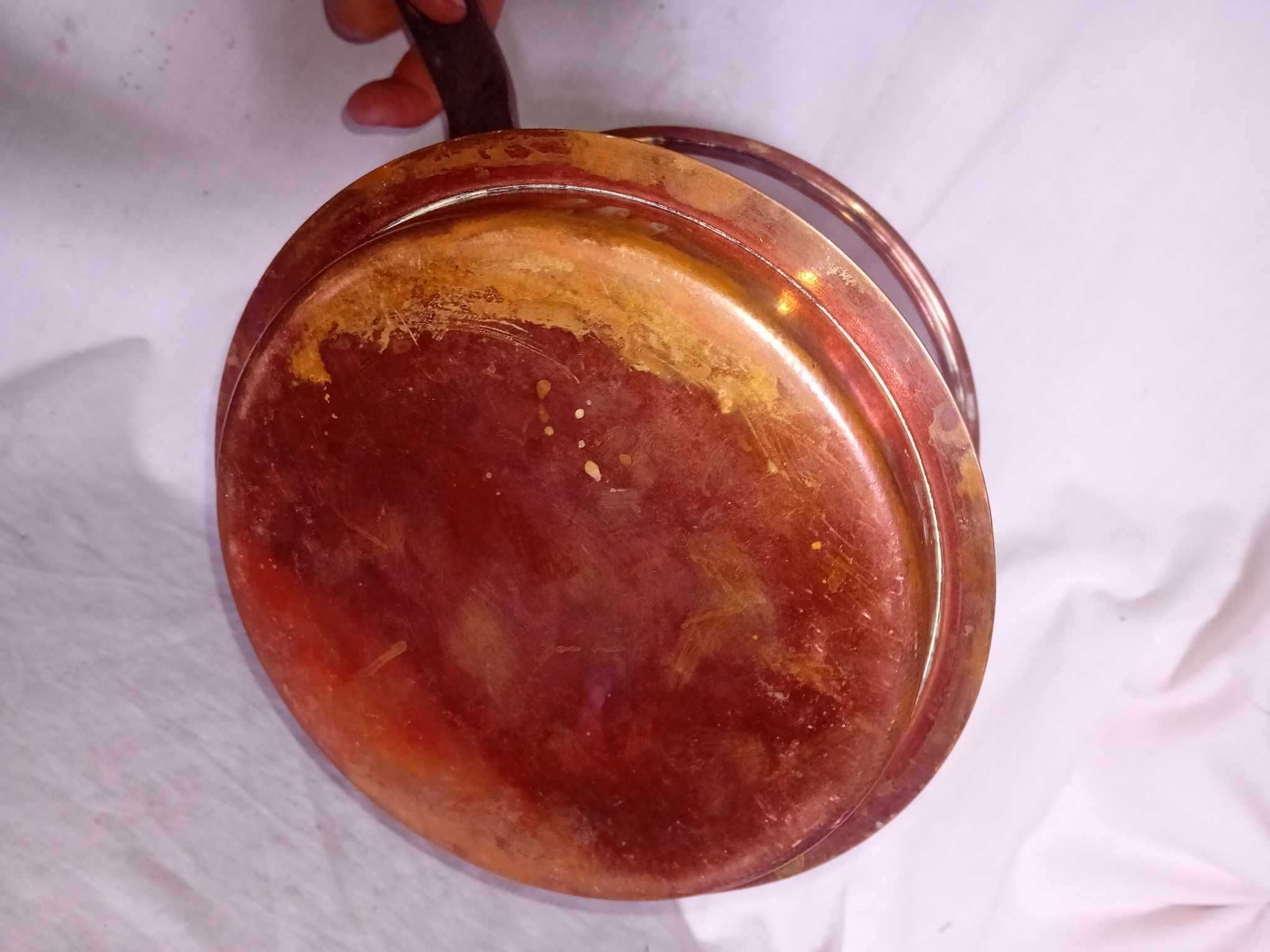 Zabytkowy garnek rondel miedziany z motywem gwiazdy Dawida 2.5 L XIX w