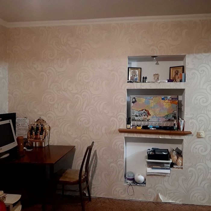 Продается 3-х, комнатная квартира в Обухове, р-н "Автошкола"