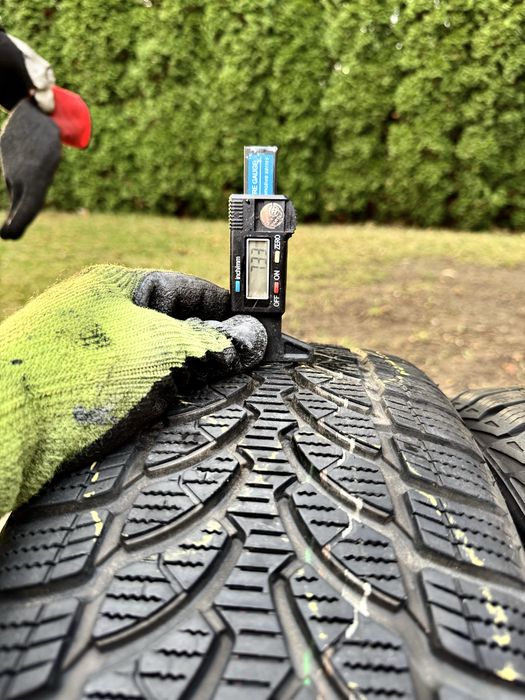 Зимові шини 205/55 р16 ЯК НОВІ Bridgestone Blizzak комплект коліс