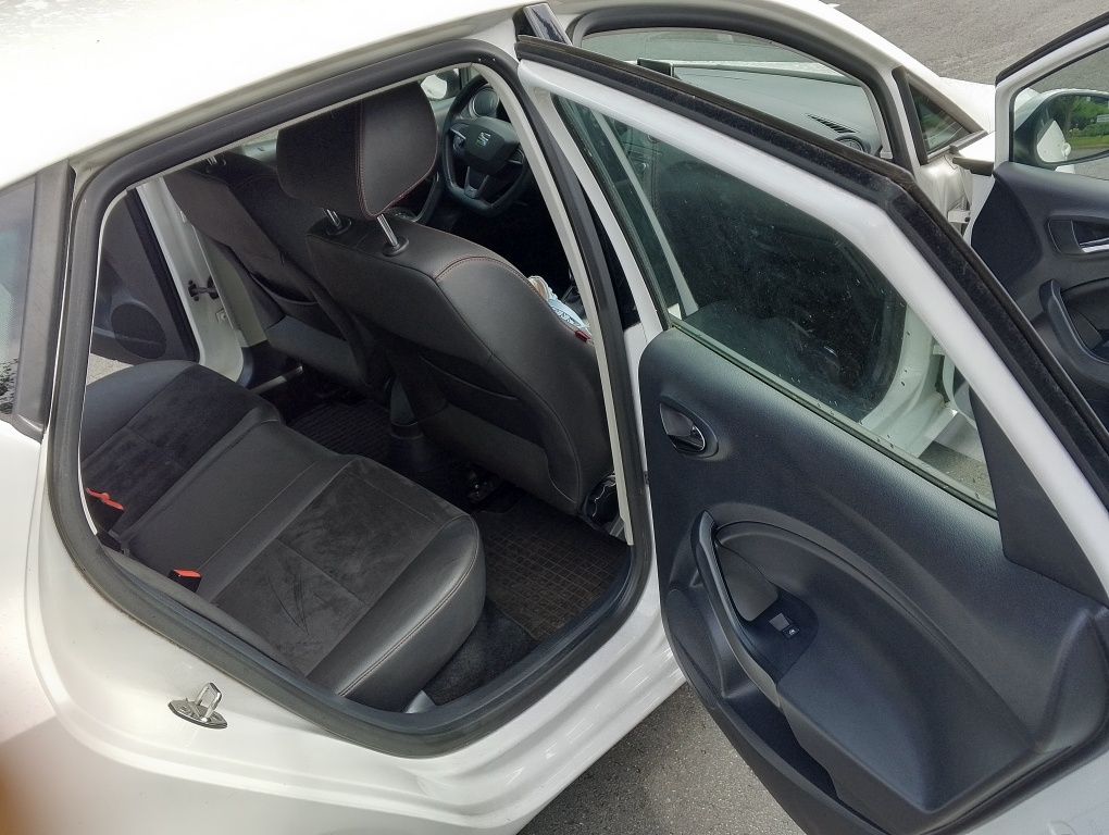 Seat Ibiza fr przebieg tylko 98 000 stan bardzo dobry