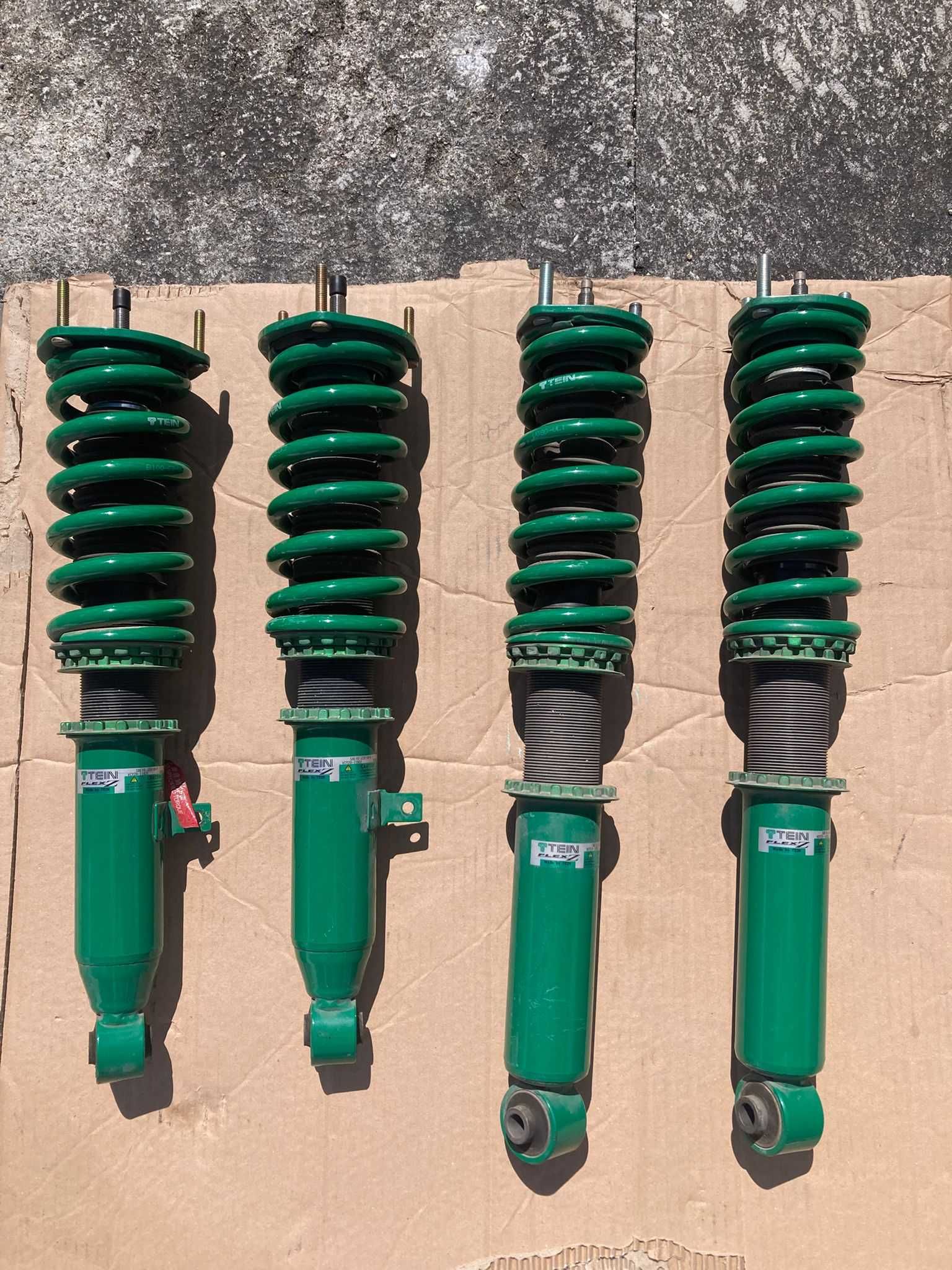 Coilovers Tein Flex Z - Lexus IS200