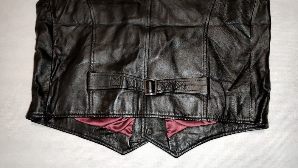 Kamizelka skórzana męska wiązana 54