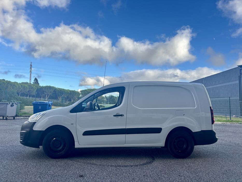 CITROEN BERLINGO CLUB BLUEHDI 100 BVM CLUB XL