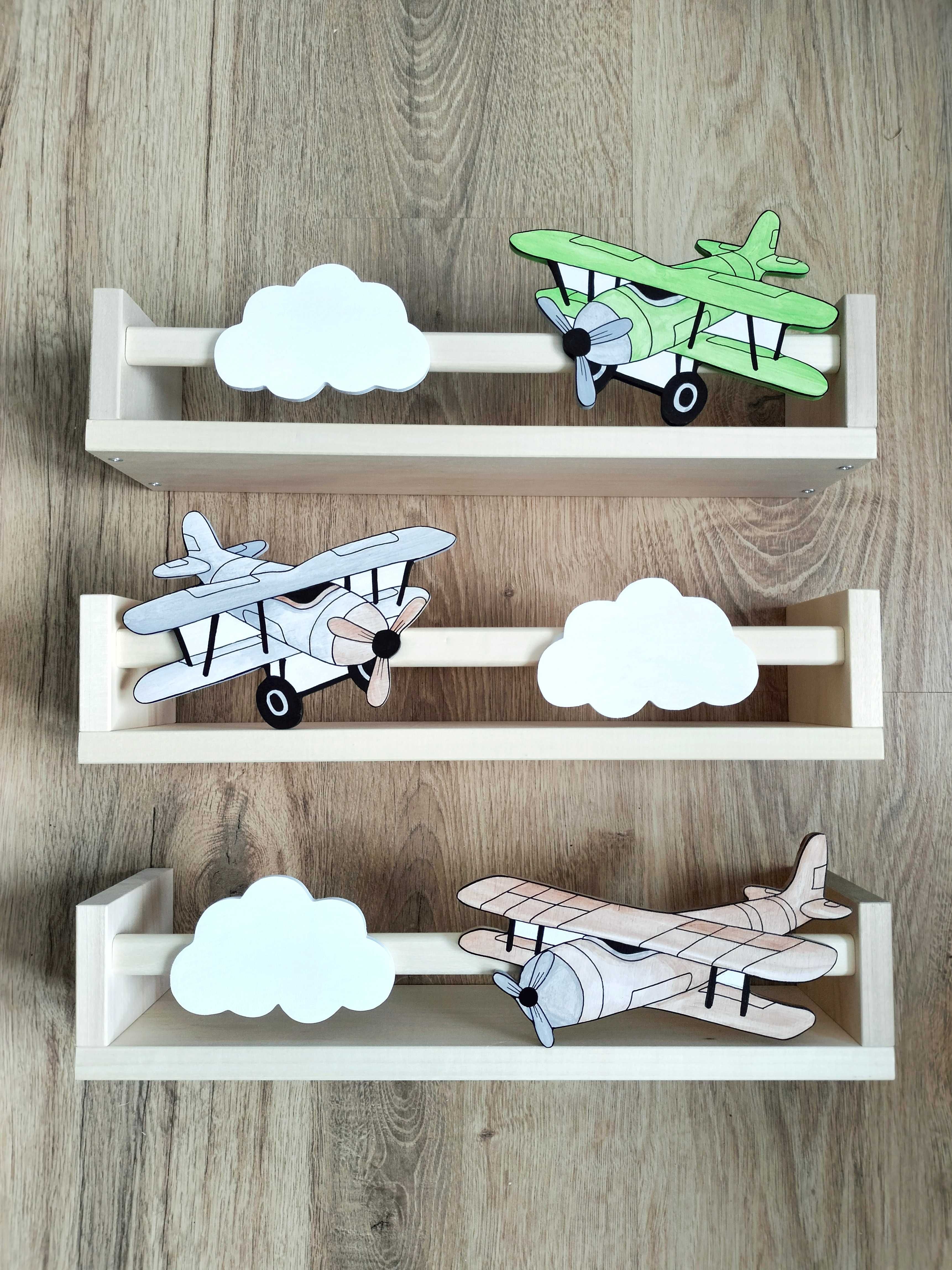 Półka z ręcznie malowanymi dekoracjami. 40cm x 10cm