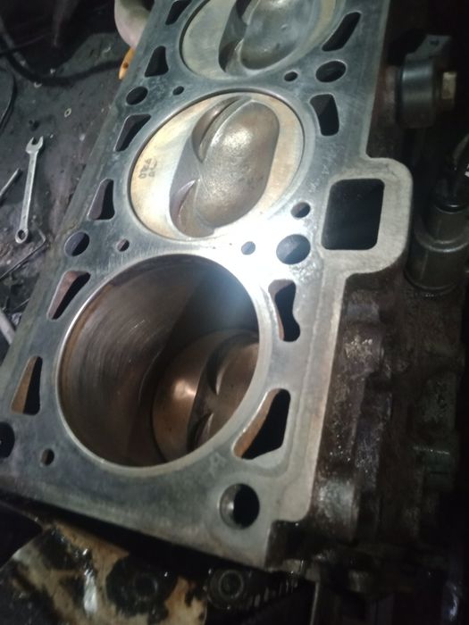 Блок в сборе 1.6-8кл на ВАЗ 21099,2113,2114,2115,2110