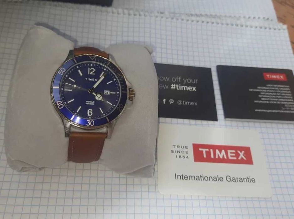 Вінтажний чоловічий годинник Timex Harborside TW2R64500