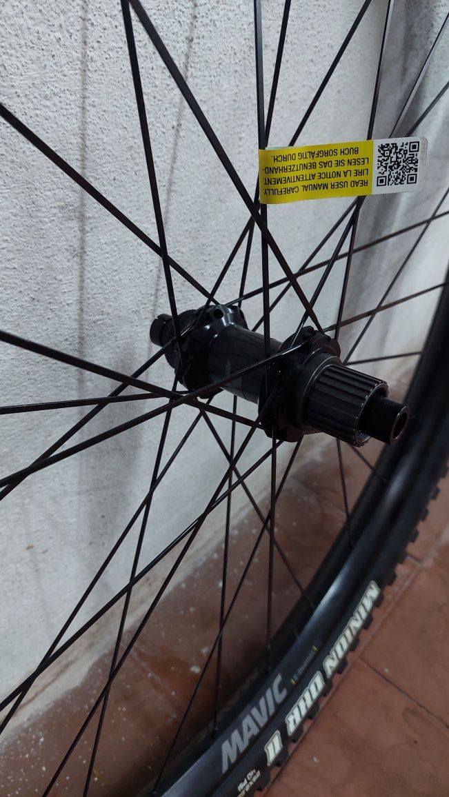 Rodas Mavic EDeemax 29" NOVO