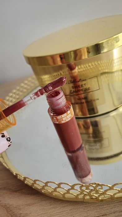 Błyszczyk powiększający usta