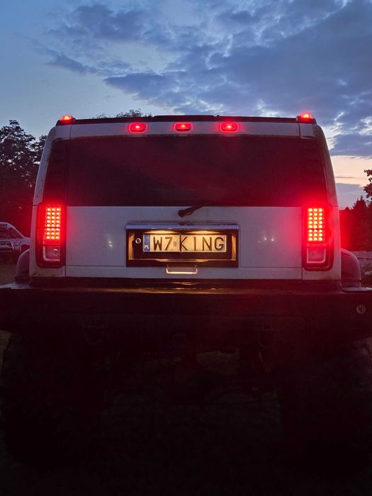 Hummer H2  USA  V8