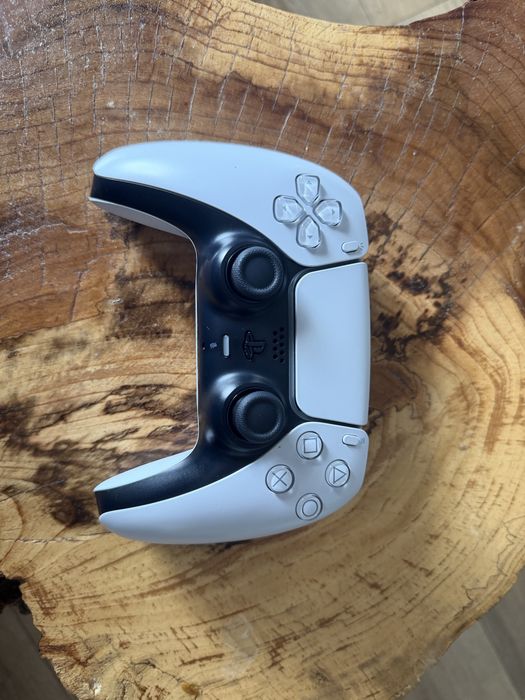 DualSense PS5 pad po wymianie analogów TMR bez dryftu