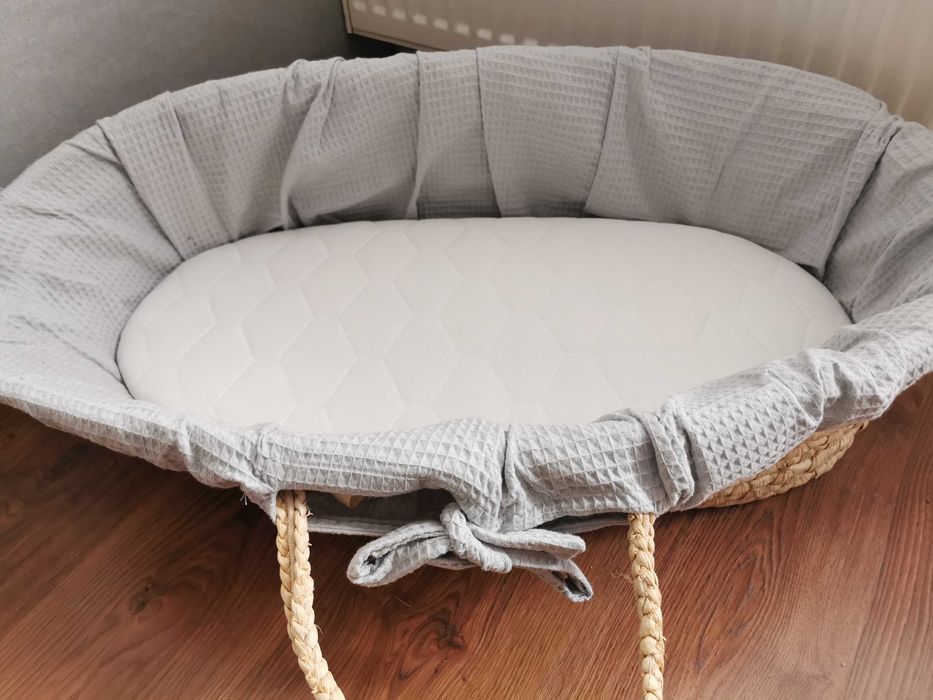 kosz Mojżesza Ahoj Baby, materacyk i prześcieradełko na ścianki