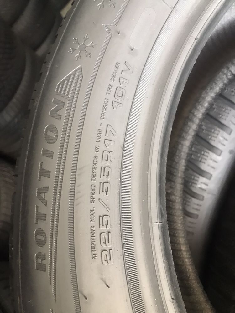 225/55/17 R17 Dunlop WinterSport 5 4шт зима