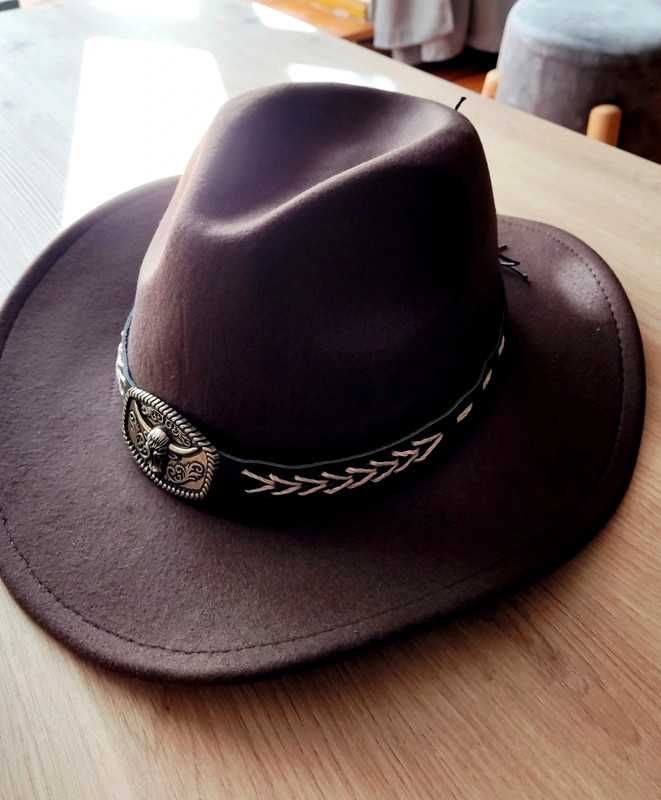 Kapelusz brązowy ciemny brąz kowbojski klasyczny uniwersalny wild west