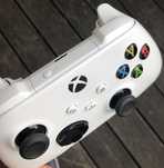 Pad XBOX series X/S biały oryginalny