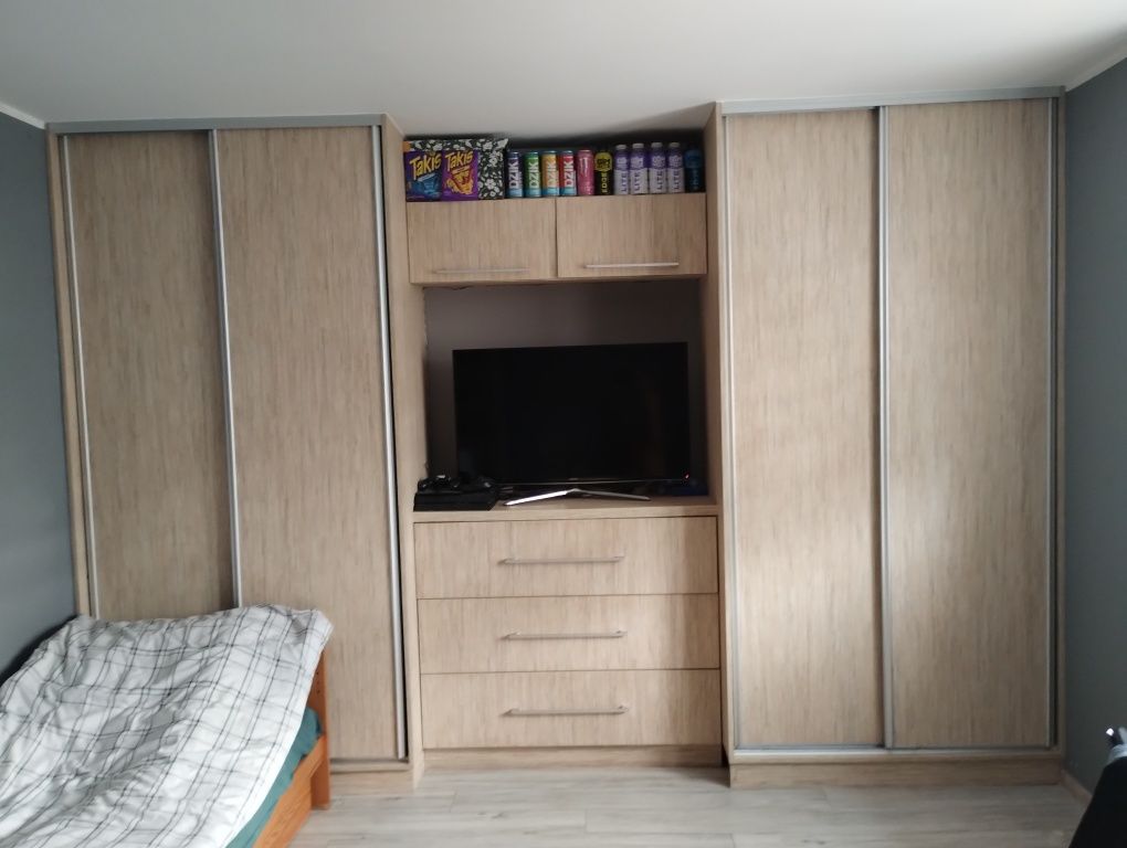 Szafa pod zabudowę