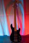 G&L L2000 - Fender Precision, Jazz Bass i Music Man Stingray w jednym