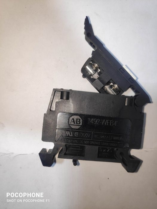 Zaciskowa listwa na szynę TH 35- 4mm