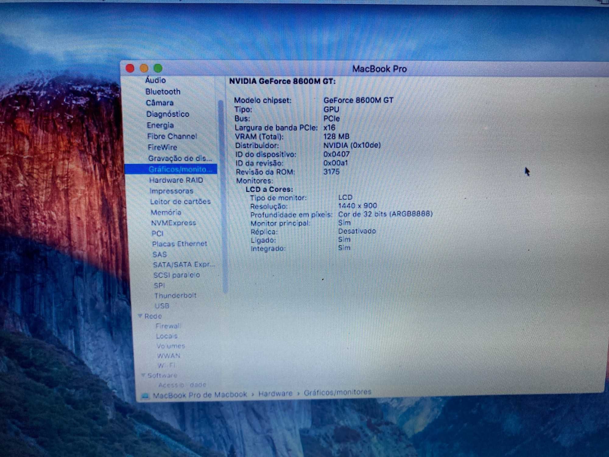 Macbook Pro A1226 para peças ou reparação