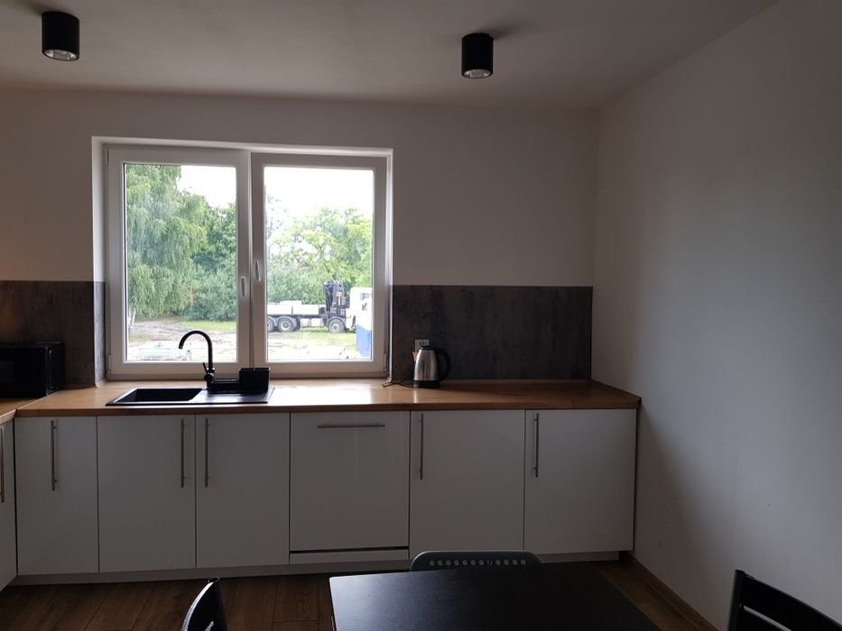 Nowy  Apartament 75 m2  dla firm.