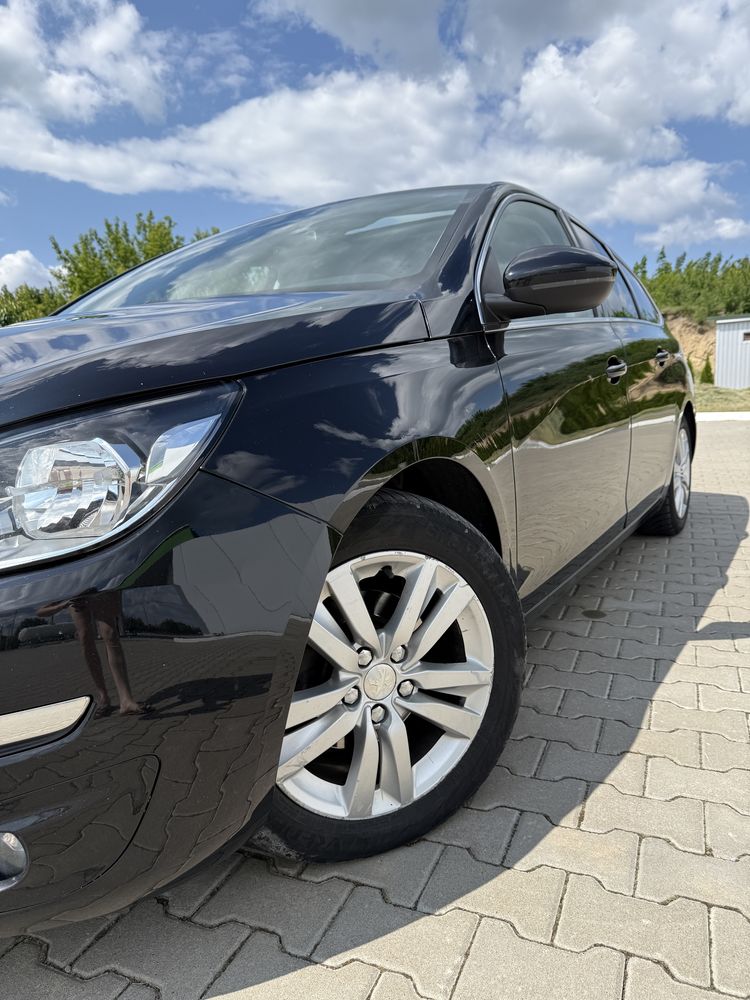 Продам Peugeot 308