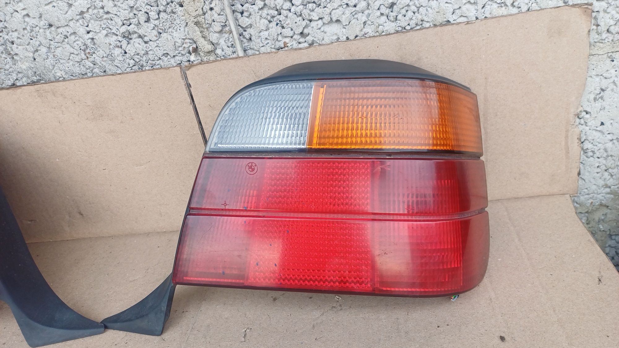 Задні стопи ліхтарі BMW E36 універсал