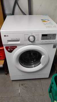 Máquina lavar roupa LG FH4B8TDA 8 kg, Classe A+++ como nova