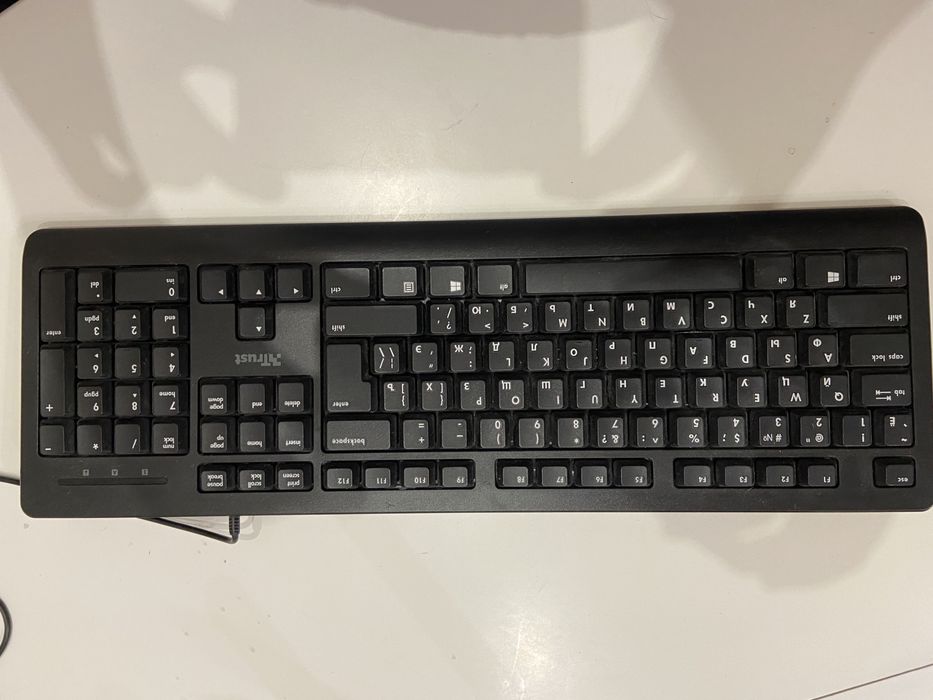 Продаю клавиатуру