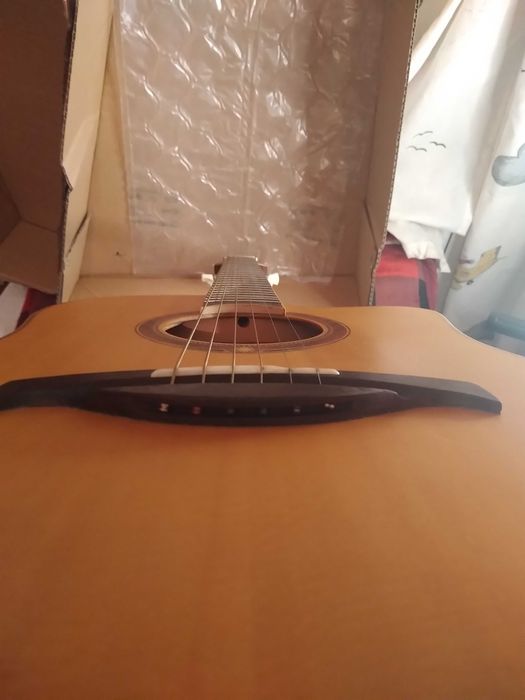 LAG 4 SEASONS SUMMER Guitarra Semi Acústica