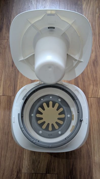 Kosz na pieluchy Tommee Tippee Sangenic