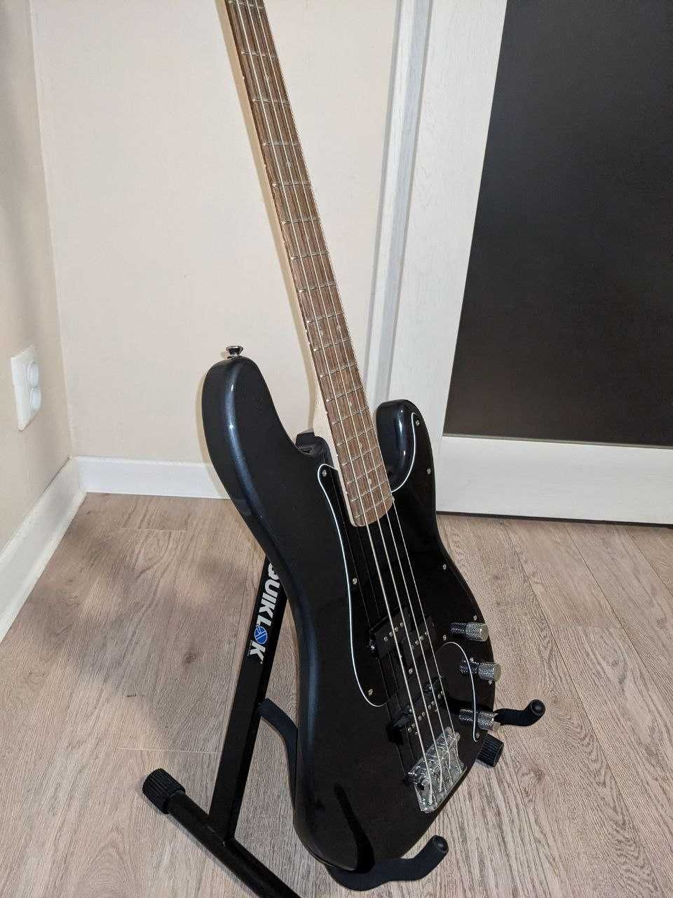 Бас-гітара Squier by Fender Affinity Series Precision Bass